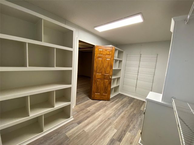 6809 Red Fox Court, Granbury, TX 76049