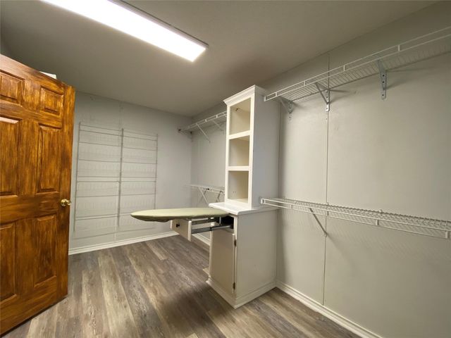 6809 Red Fox Court, Granbury, TX 76049