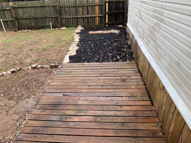 6809 Red Fox Court, Granbury, TX 76049