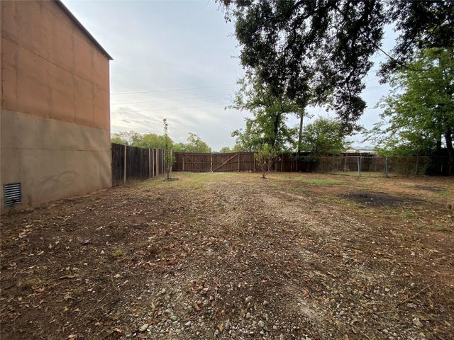 6809 Red Fox Court, Granbury, TX 76049