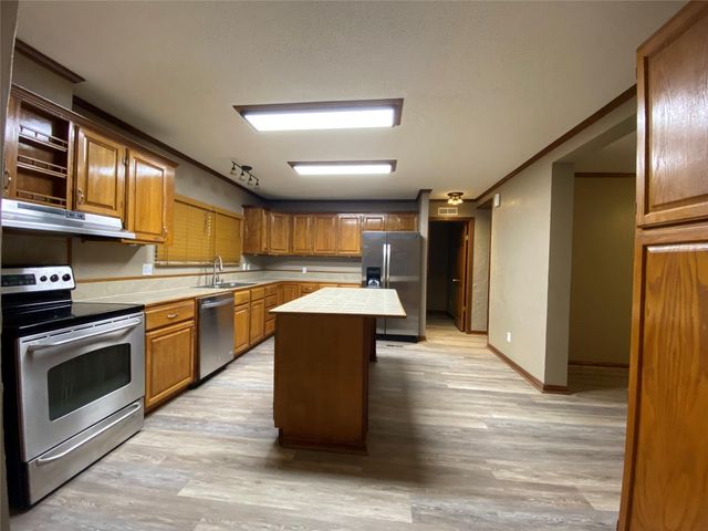 6809 Red Fox Court, Granbury, TX 76049