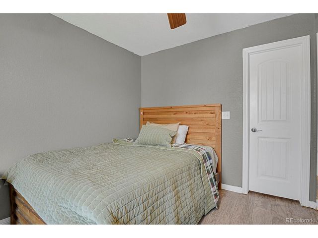 9052 Sandpiper Dr, Longmont, CO 80504
