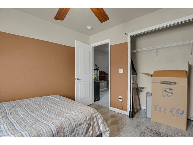 9052 Sandpiper Dr, Longmont, CO 80504