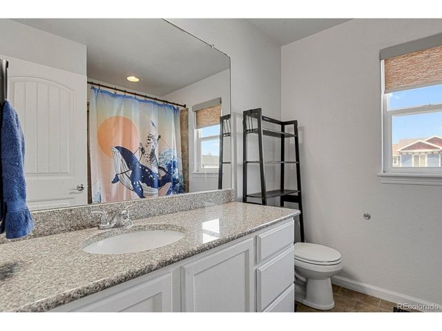 9052 Sandpiper Dr, Longmont, CO 80504