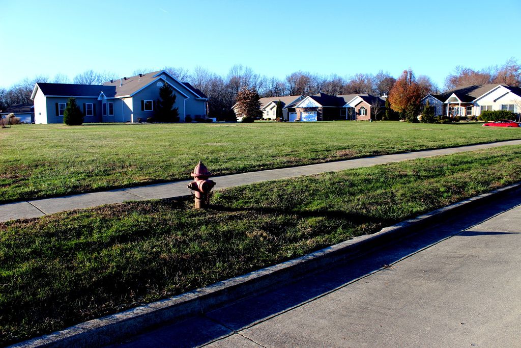 Image 1 of property listing at 1 North Pointe Dr. N North Pointe Drive, Salem, IL 62881