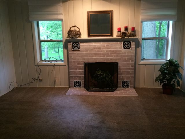 718 Three Oaks Road, Cary, IL 60013
