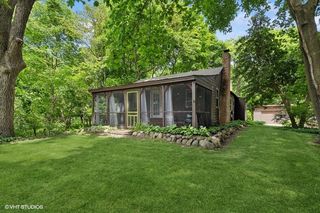 718 Three Oaks Road, Cary, IL 60013