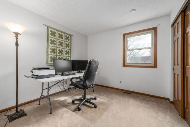 12200 Raintree Avenue, Pickerington, OH 43147