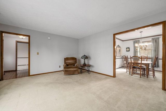 12200 Raintree Avenue, Pickerington, OH 43147