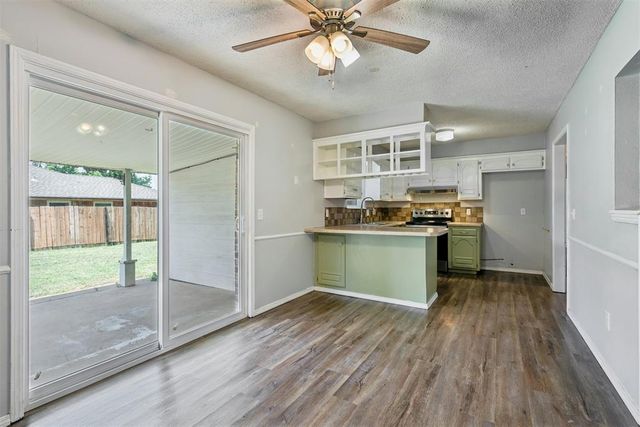 808 Miller Drive, Yukon, OK 73099
