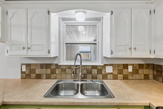 808 Miller Drive, Yukon, OK 73099