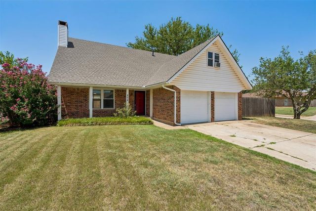 808 Miller Drive, Yukon, OK 73099