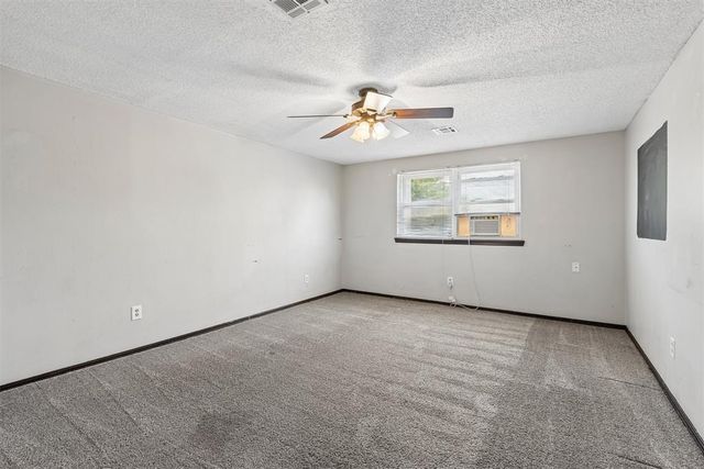808 Miller Drive, Yukon, OK 73099