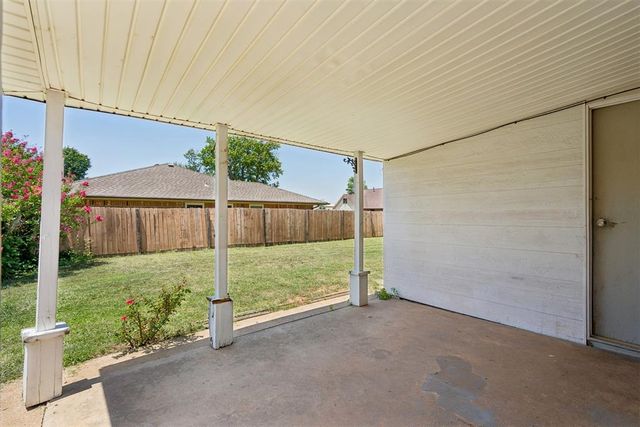 808 Miller Drive, Yukon, OK 73099
