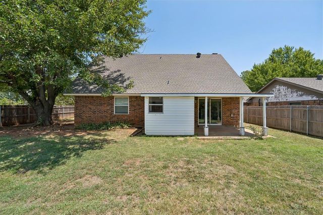 808 Miller Drive, Yukon, OK 73099