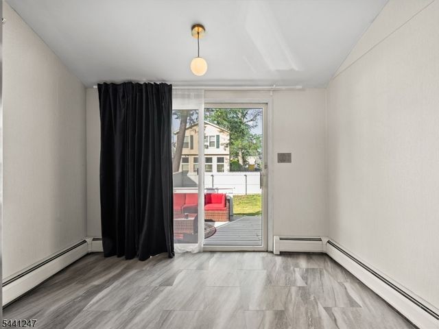 212 University Ave, Metuchen Boro, NJ 08840