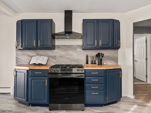 212 University Ave, Metuchen Boro, NJ 08840