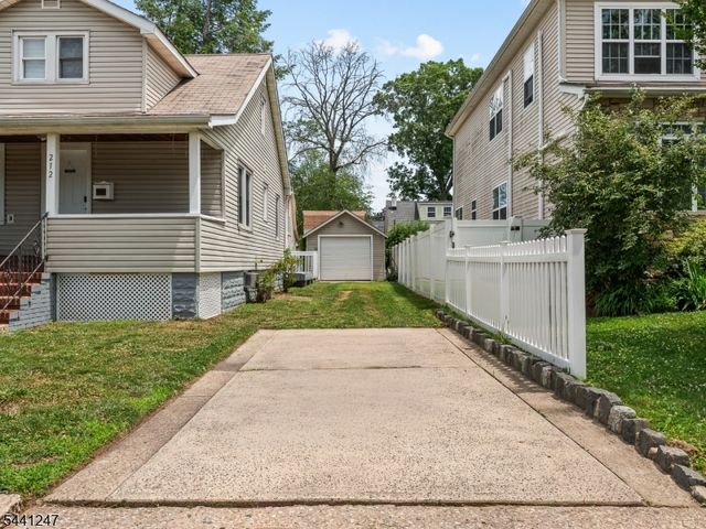 212 University Ave, Metuchen Boro, NJ 08840