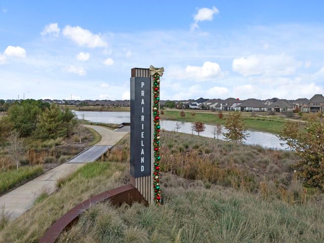 22543 Courtship Flight Lane, Cypress, TX 77433