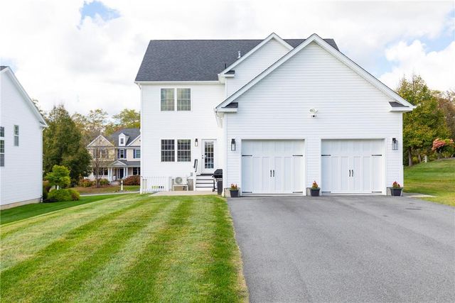 40 Bayberry Street, Hopewell Junction, NY 12533