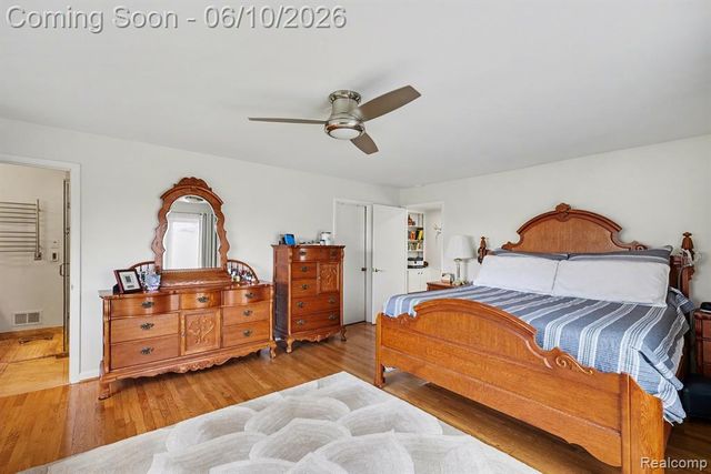 1720 Cedar Shake Drive, Bloomfield Hills, MI 48302