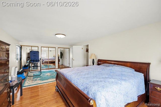 1720 Cedar Shake Drive, Bloomfield Hills, MI 48302