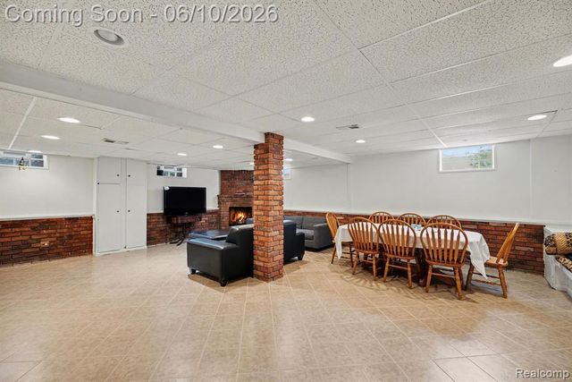 1720 Cedar Shake Drive, Bloomfield Hills, MI 48302