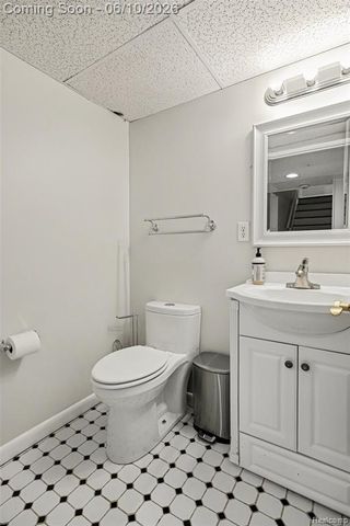 1720 Cedar Shake Drive, Bloomfield Hills, MI 48302