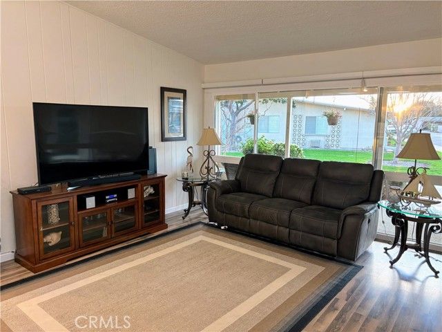 1460 Pelham Road M5-106F, Seal Beach, CA 90740