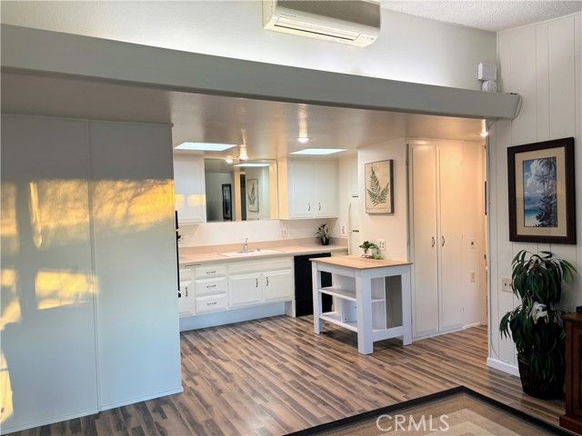 1460 Pelham Road M5-106F, Seal Beach, CA 90740