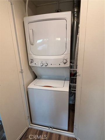 1460 Pelham Road M5-106F, Seal Beach, CA 90740