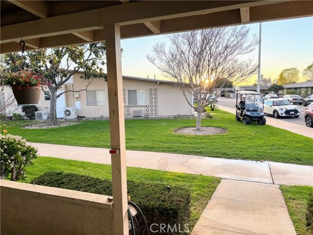 1460 Pelham Road M5-106F, Seal Beach, CA 90740