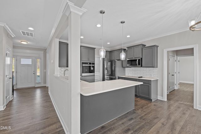 119 Oakhaven Drive, Holly Springs, NC 27540