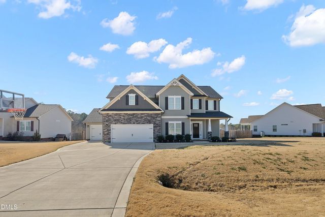 119 Oakhaven Drive, Holly Springs, NC 27540