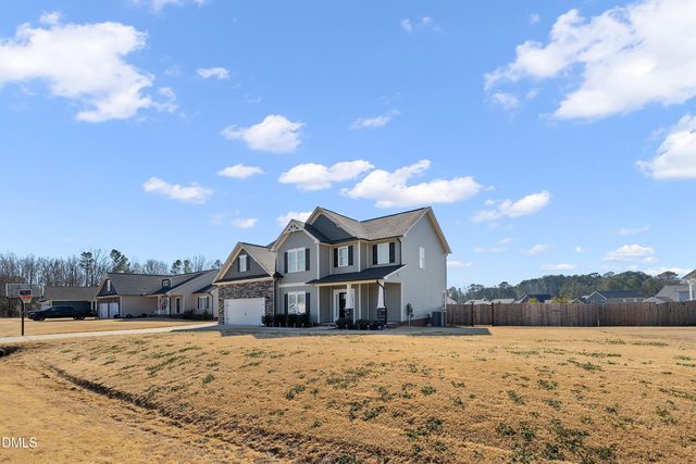 119 Oakhaven Drive, Holly Springs, NC 27540