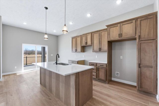 4991 COUNCIL POINTE Road, Council Bluffs, IA 51501