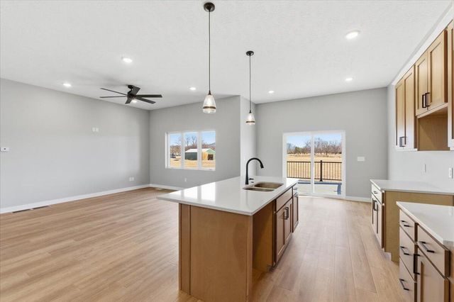 4991 COUNCIL POINTE Road, Council Bluffs, IA 51501