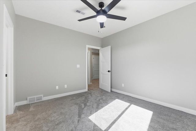 4991 COUNCIL POINTE Road, Council Bluffs, IA 51501