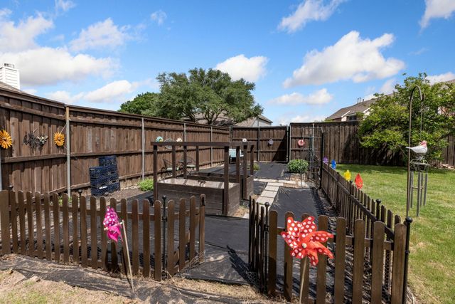 4500 Aylesbury Court, Mckinney, TX 75070