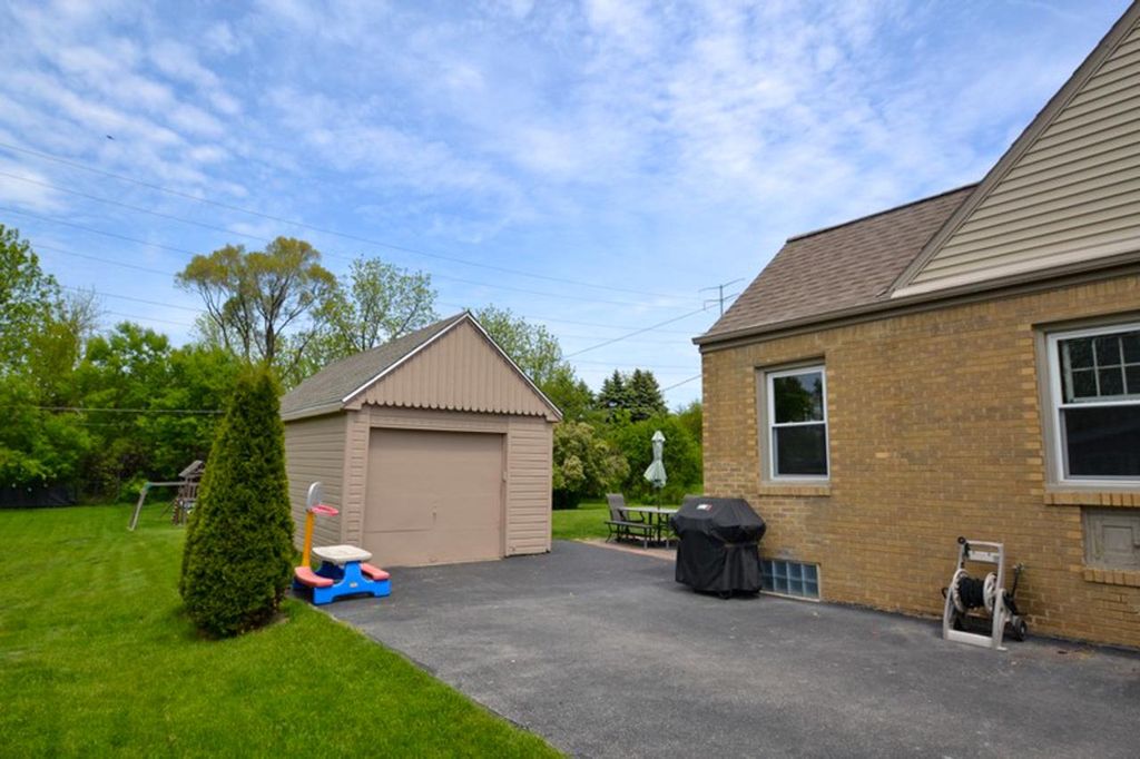 property-img