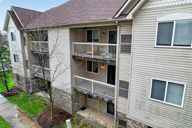 863 Amanda Lane, Pontiac, MI 48340