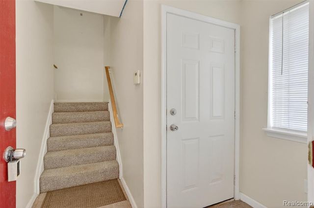 863 Amanda Lane, Pontiac, MI 48340