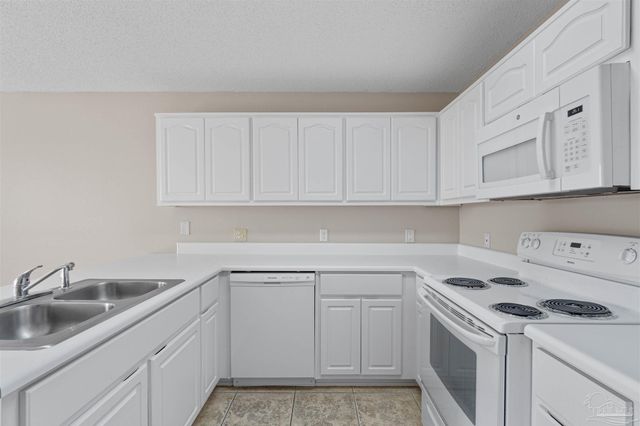 8436 Gulf Blvd 322, Navarre Beach, FL 32566