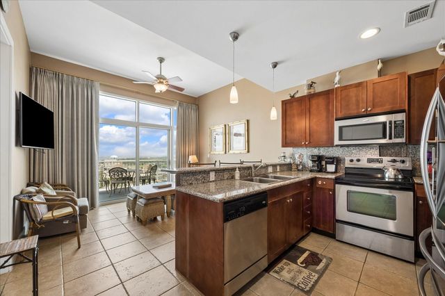 500 Seawall Boulevard 1302, Galveston, TX 77550