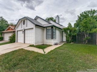 7338 Lansbury Drive, San Antonio, TX 78250