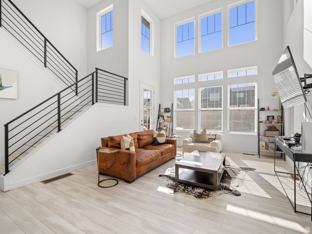 11517 S PEBBLE POND 6937, South Jordan, UT 84009