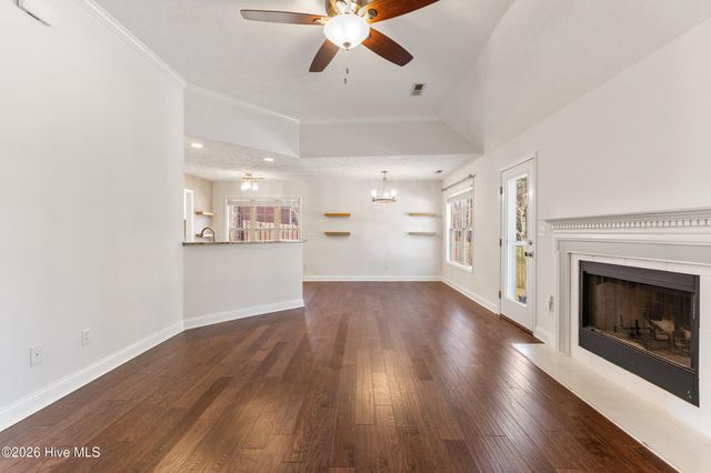 5624 E Whisper Creek Lane, Wilmington, NC 28409