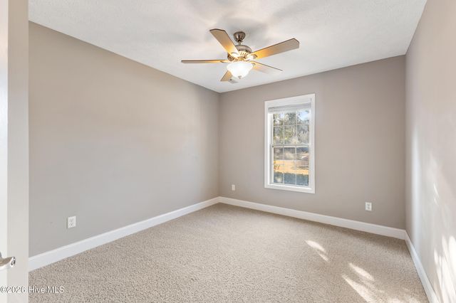 5624 E Whisper Creek Lane, Wilmington, NC 28409