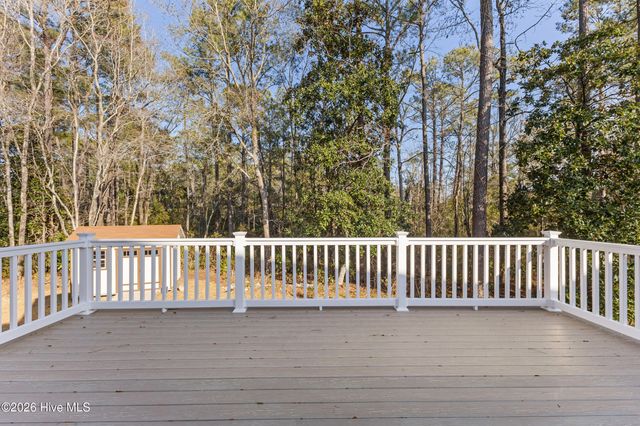 5624 E Whisper Creek Lane, Wilmington, NC 28409