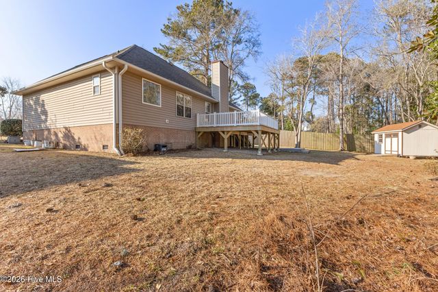 5624 E Whisper Creek Lane, Wilmington, NC 28409
